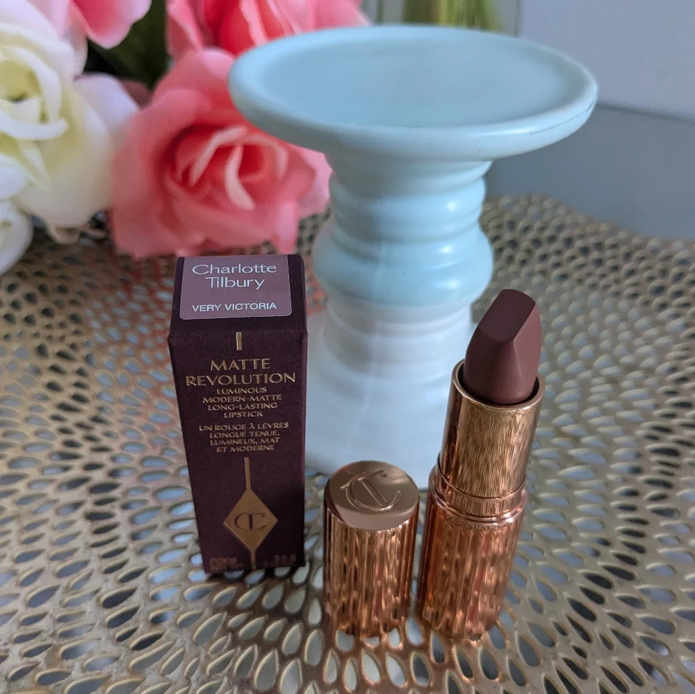 Charlotte tilbury full size lipstick